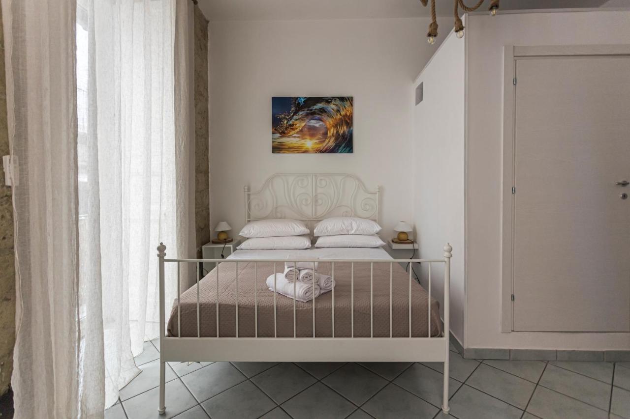 Al Centro Storico Apartment Napoli Exterior foto